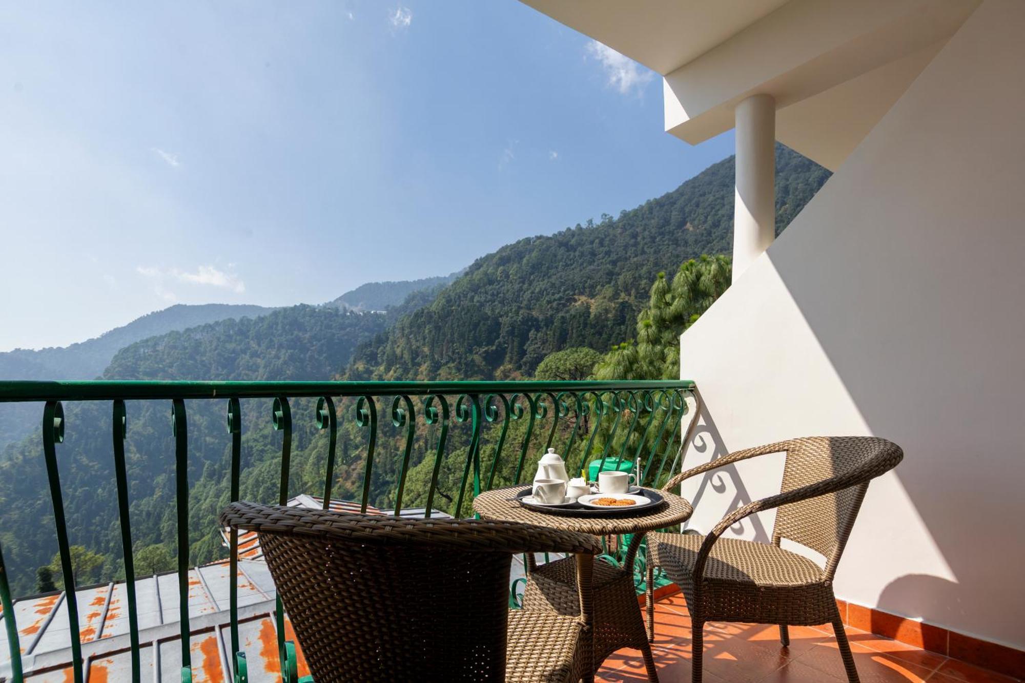 Sterling Nainital Hotel Exterior photo
