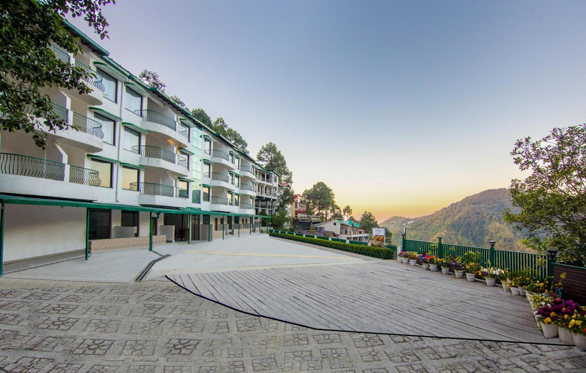 Sterling Nainital Hotel Exterior photo